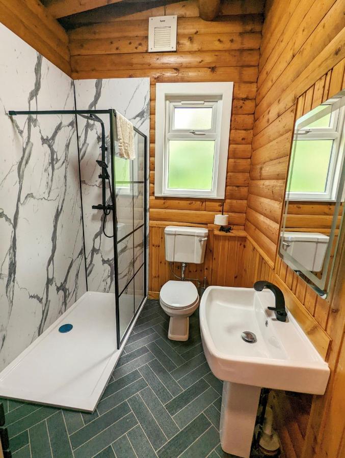 Balnald Kaoglen Squirrel Drey-Hot Tub-Pet Friendly-Perthヴィラ エクステリア 写真