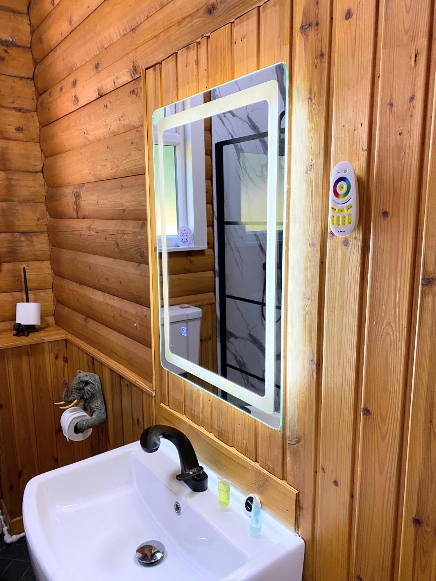 Balnald Kaoglen Squirrel Drey-Hot Tub-Pet Friendly-Perthヴィラ エクステリア 写真